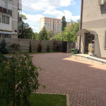 Hotel Marinii Bucarest Esterno foto