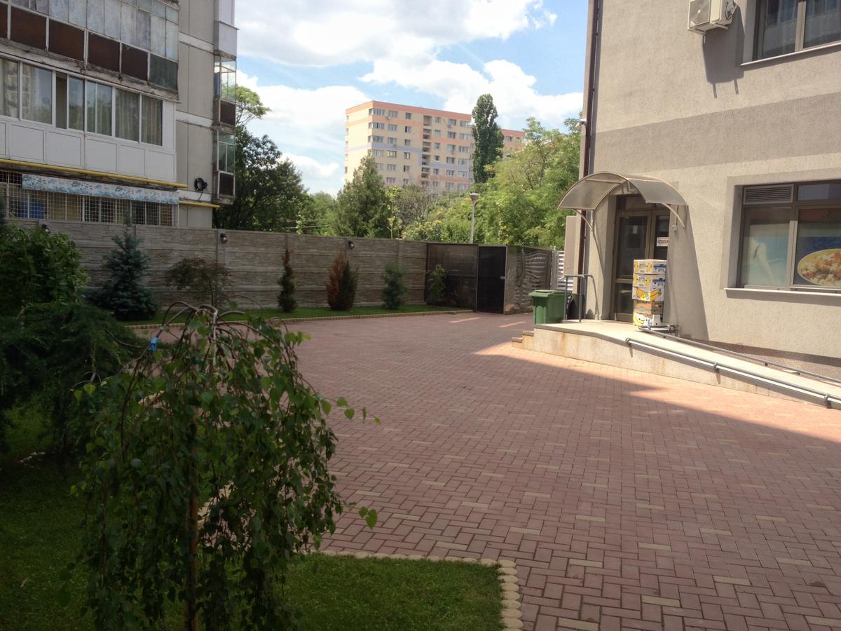 Hotel Marinii Bucarest Esterno foto