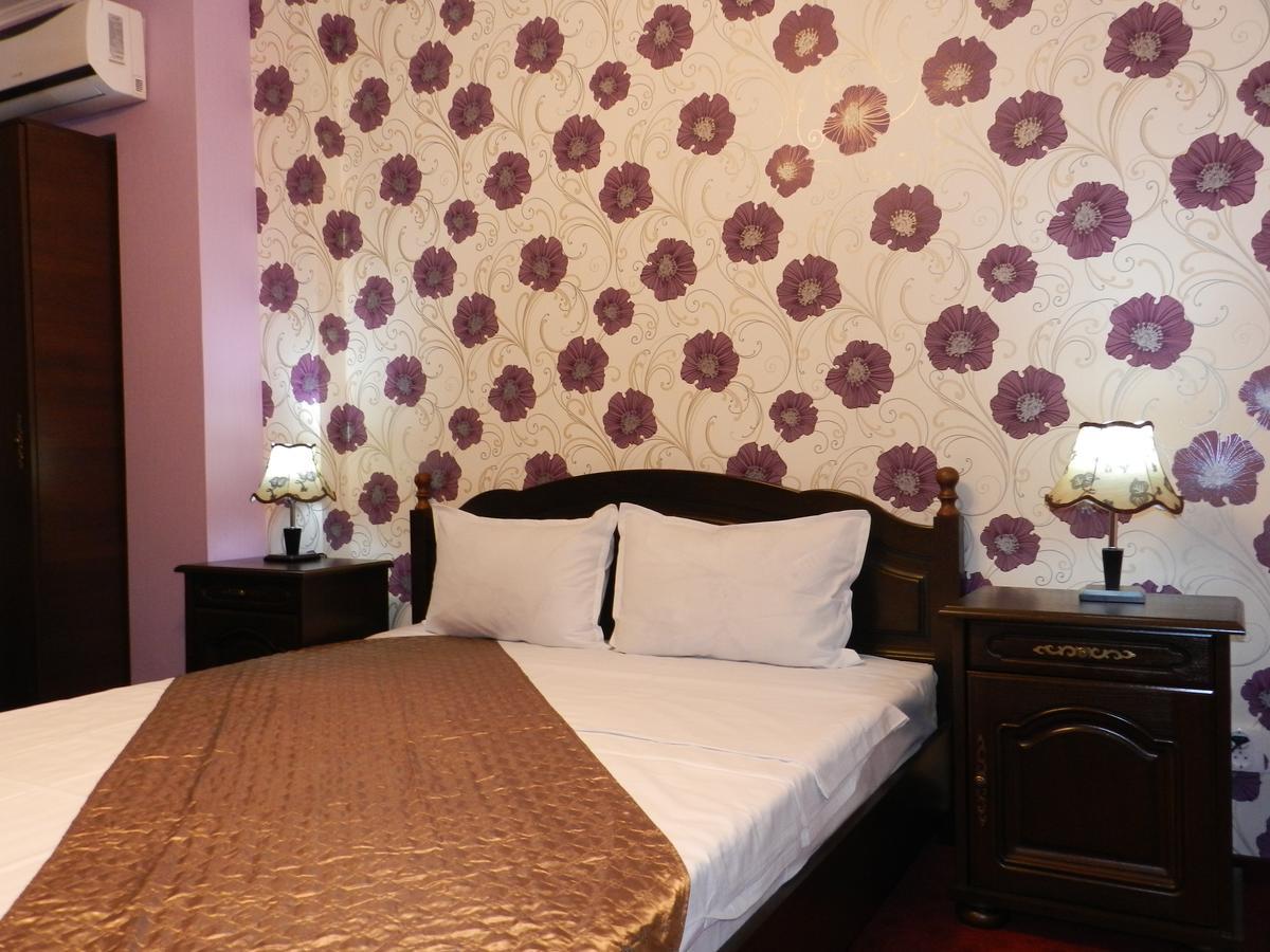 Hotel Marinii Bucarest Esterno foto
